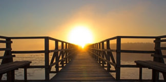 오직 예수 그리스도 한 길입니다