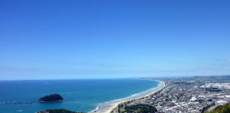 “있잖아, 있잖아. 거 있잖아……”