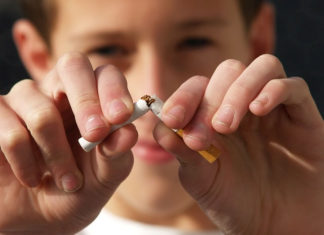 Tabacco Free New Zealand by 2020 정책