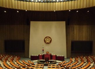 국회기도회를 위하여 기도바라