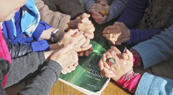 오클랜드 오라토리오 코랄 시니어(65세 이상) 인터뷰
