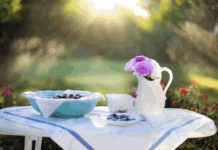 펜 하나 들고 노트하나 들고