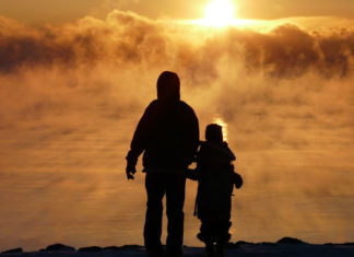 촛불이 아니라 횃불을!