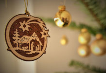 예수 탄생 축하에서 메시아 예수를 전하라