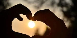 당신은 아직도 마케도니아 환상을 기다리는가?