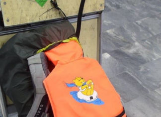 중동난민촌에 가 작은 도움이라도 줘