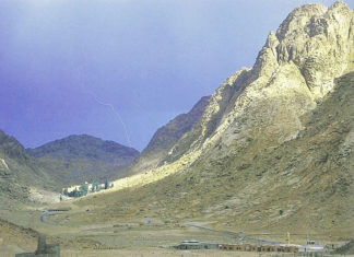 시내 산, 해 같이 빛나는 지도자로 빚어진 곳