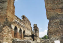 버가모, 두아디라, 사데교회, 칭찬과 책망을 동시에 받아