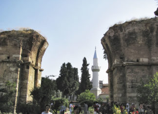 칭찬만 들었던 빌라델비아교회, 책망만 들었던 라오디게아교회