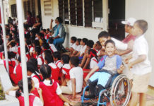 장애 아동들을 위한 재활 치료의 시작