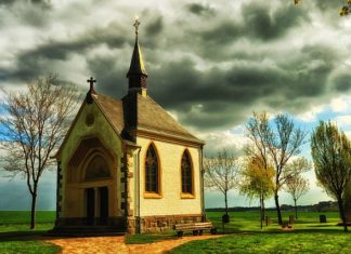 “하나님, 이 땅의 교회들을 회복 시키소서”