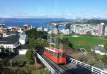 나그네 공동체를 이루라