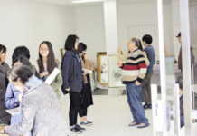 계속해서 작품을 기증 받아 한국 문화 알릴 전시회를 준비하기로 해