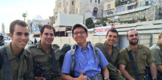 “샬롬 이스라엘!” 외치고 싶지만…