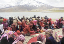 내가 알던 중국은 중국이 아니다, 신장성의 이슬람 문화권