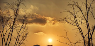 갈등을 넘어서는 교회