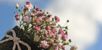 1년만의 익숙한 어색함