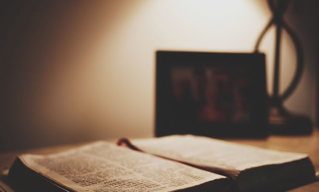 죽는 날까지 성경을 붙들어야