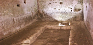 숨겨진 빈 무덤 ‘팩트 체크’하다