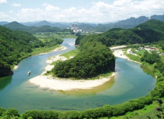 통일은 통회에서 온다