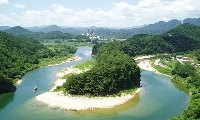 통일은 통회에서 온다