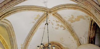 다락방에서 일어난 엄청난 일들