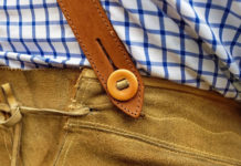 단추를 다시 채우다