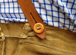 단추를 다시 채우다