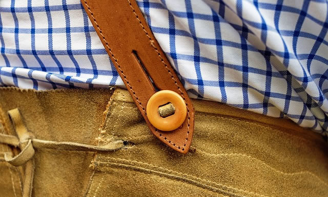 단추를 다시 채우다