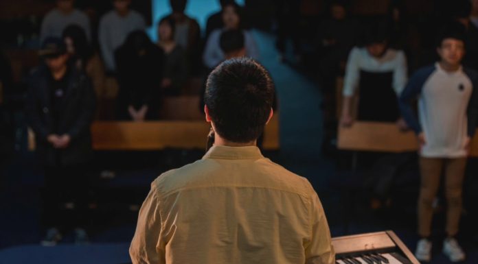 “아 하나님의 은혜로”