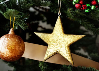 천사의 찬송을 들으라!