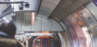 런던의 동맥, 사람을 연결하다