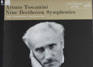 서로 기대고 사는 사람들, 비스듬히