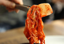 약이 되도록 김치를 준 고마운 한국 선원들