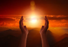 내가 서 있는 이곳에서 예배하게 하소서