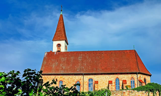 교회에서 예배 및 여러 모임이 100명까지 가능