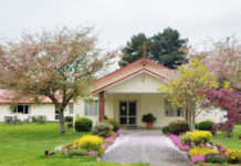 뉴질랜드에서 최초로 한인교회 건축하고 입당해