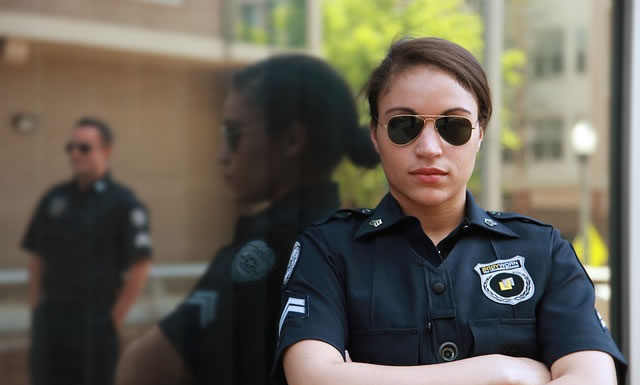 “언니, 간첩이우?”