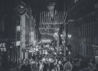 ‘답 없음’의 신비, 연결의 세계