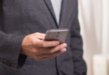 두 번의 전화 벨