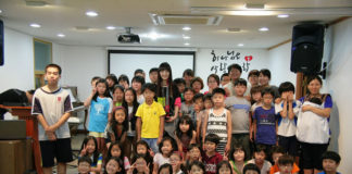 목숨 내놓고 고속도로 달려 캠프로!