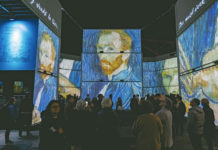 웰링턴에서 열린 빈센트 반 고흐 그림 영상 전시회