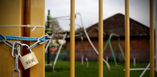 선악을 알게 하는 나무와 생명나무