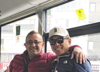 사랑으로 가득 찬 빌라델비아 교회