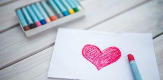 수첩에 적었던 ‘사랑’이라는 글자