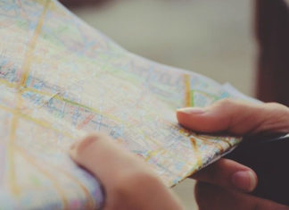 길을 내시는 하나님