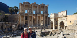 흠모할 퍼즐이 많은 에베소 교회 이야기