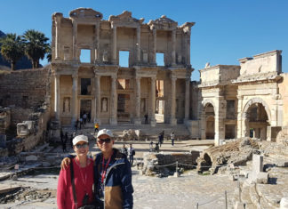 흠모할 퍼즐이 많은 에베소 교회 이야기