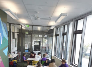 첫 한국인 친구 되어주기