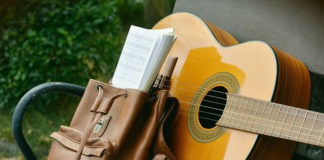 “네, 우리 그 노래 알아요”